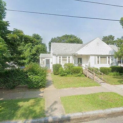 43 Byron St, New Bedford, MA 02740