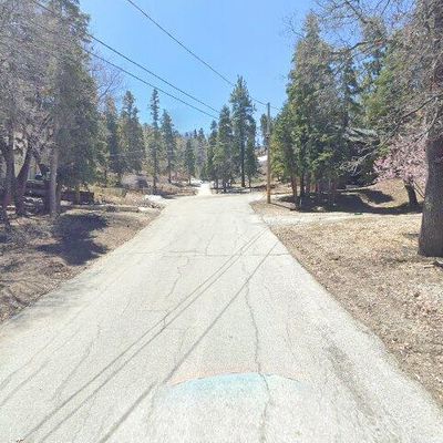 43453 Primrose Ct, Big Bear Lake, CA 92315