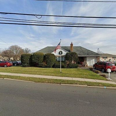 438 N Midland Ave, Saddle Brook, NJ 07663