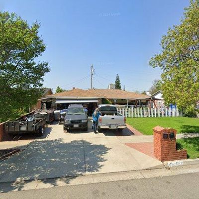 4521 N Manila Ave, Fresno, CA 93727