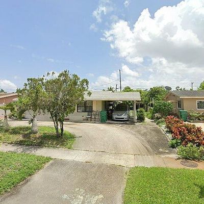 4530 Nw 25 Th Pl, Lauderhill, FL 33313