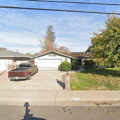 4537 Engle Rd, Sacramento, CA 95821