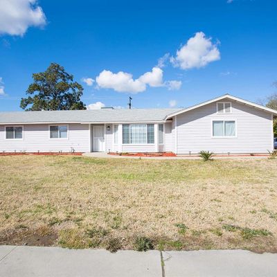 4545 E Clinton Ave, Fresno, CA 93703