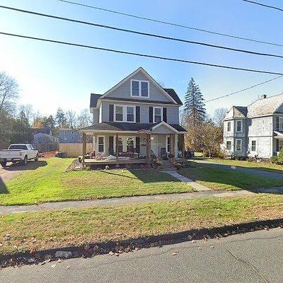 58 Lincoln St, Greenfield, MA 01301