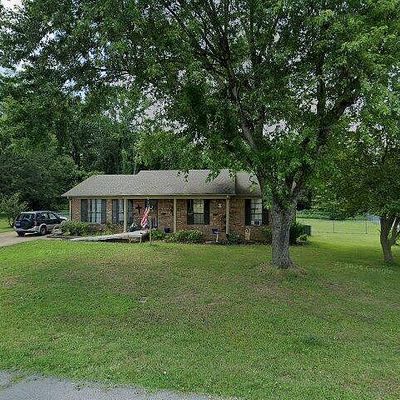 59 Blake St, Jackson, TN 38305