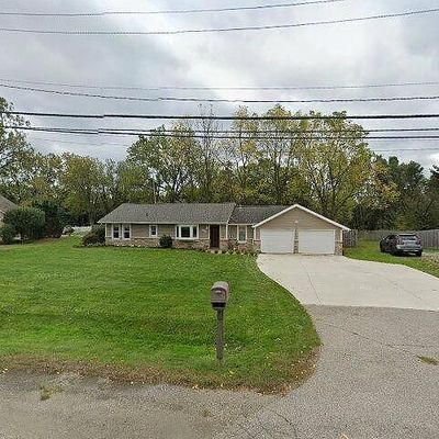 6005 Cooley Lake Rd, Waterford, MI 48327