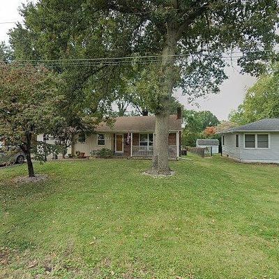 6120 Midway Cir, Belleville, IL 62223