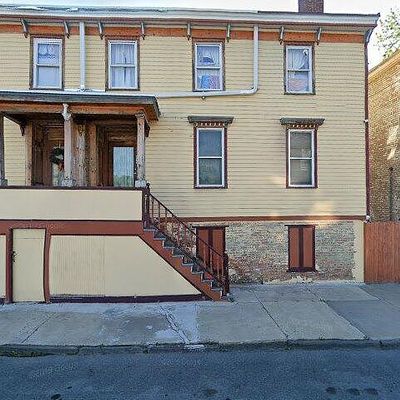 613 State St, Hudson, NY 12534