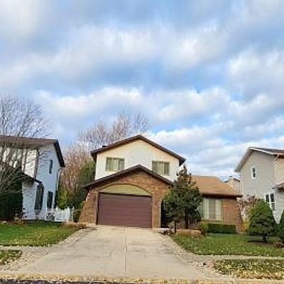 619 N Pinecrest Rd, Bolingbrook, IL 60440