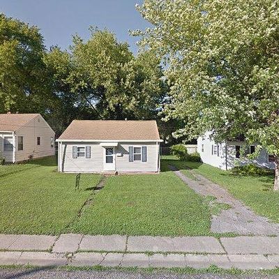 620 Woodlawn Ave, Mattoon, IL 61938