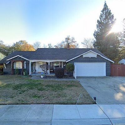 6240 Woodcreek Dr, Citrus Heights, CA 95621