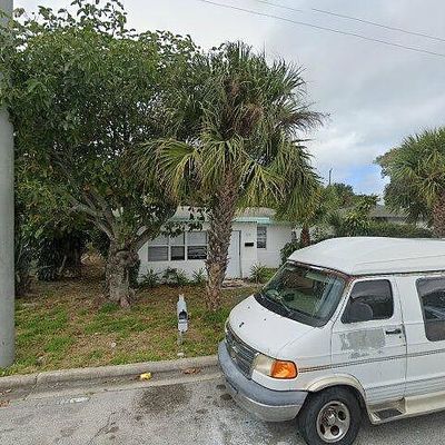 554 W 1 St St, Riviera Beach, FL 33404