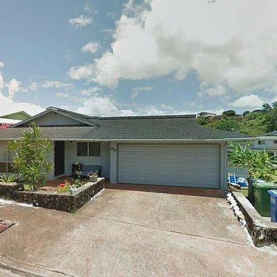 56 Hoomalu St, Pearl City, HI 96782