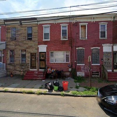 724 Spruce St, Camden, NJ 08103