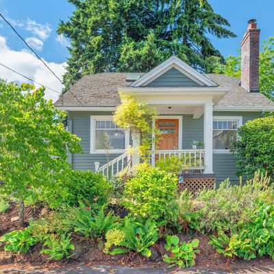 726 Ne Roselawn St, Portland, OR 97211