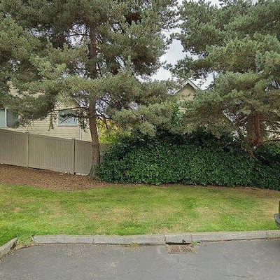 7323 Old Redmond Rd Apt 1 D, Redmond, WA 98052