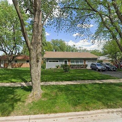 8033 Parkside Ave, Morton Grove, IL 60053