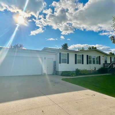 805 2 Nd Ave Sw, Roseau, MN 56751