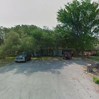 808 Lazy Creek Ln, Blanco, TX 78606