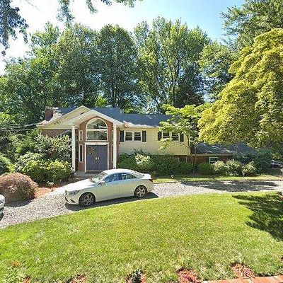 67 Wyandemere Dr, Woodcliff Lake, NJ 07677