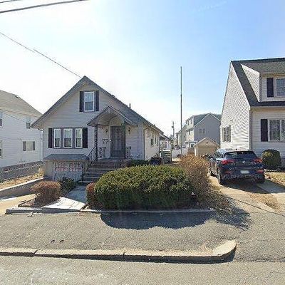 68 Washington Ave, Revere, MA 02151