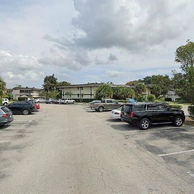 7 Greenway Vlg N #202, Royal Palm Beach, FL 33411