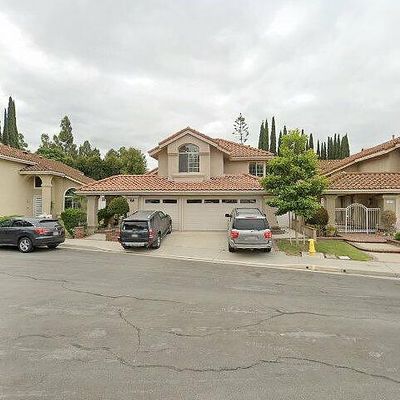 7 Malaga, Irvine, CA 92614