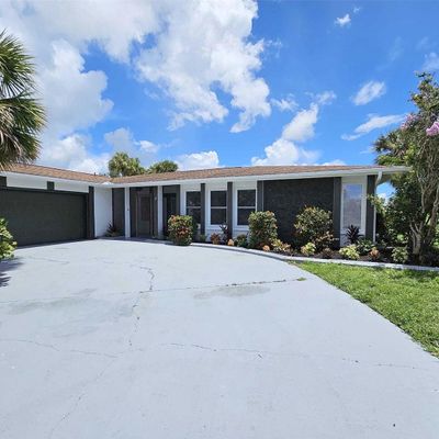 7 Oakland Hills Pl, Rotonda West, FL 33947