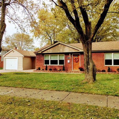 7042 W 116 Th St, Worth, IL 60482