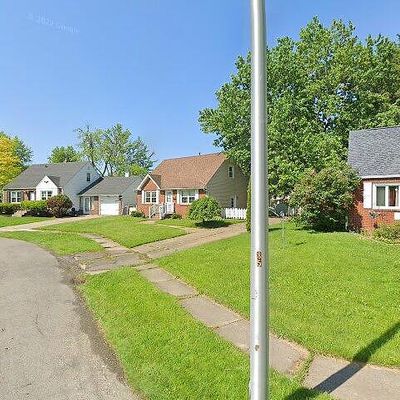 71 Meaford Rd, Buffalo, NY 14215