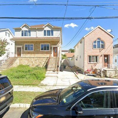 89 B Glover St, Staten Island, NY 10308