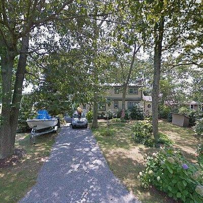 900 Mason Dr, Cutchogue, NY 11935