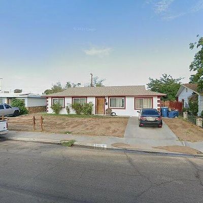 900 Slayton Dr, Las Vegas, NV 89107