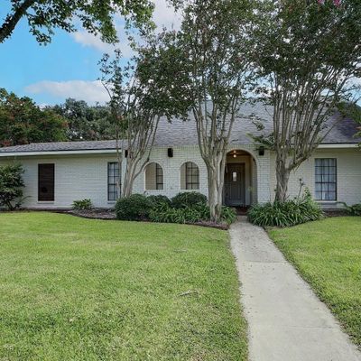 903 Kim Dr, Lafayette, LA 70503