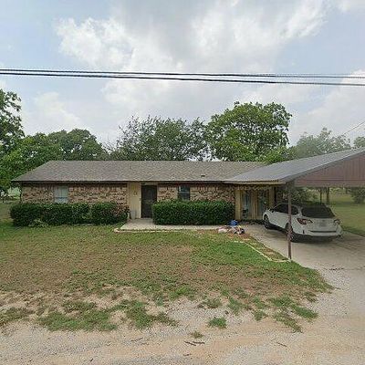 904 N 3 Rd St, Bangs, TX 76823