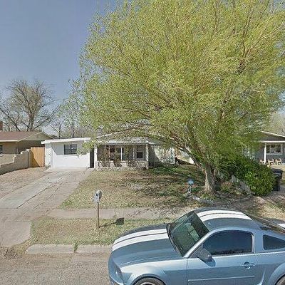 909 Davidson Dr, Roswell, NM 88203