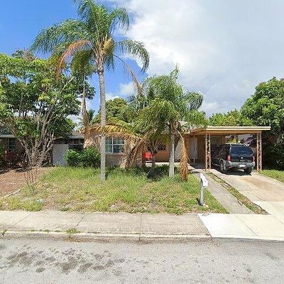 909 S E St, Lake Worth Beach, FL 33460