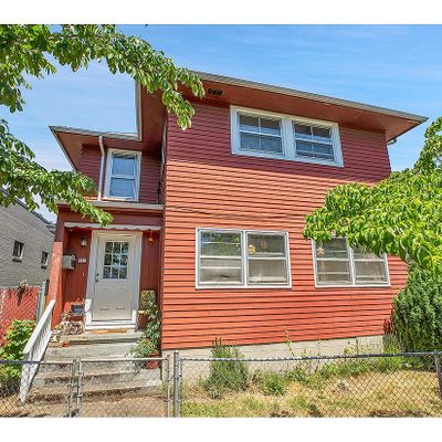 911 Ne Dekum St, Portland, OR 97211