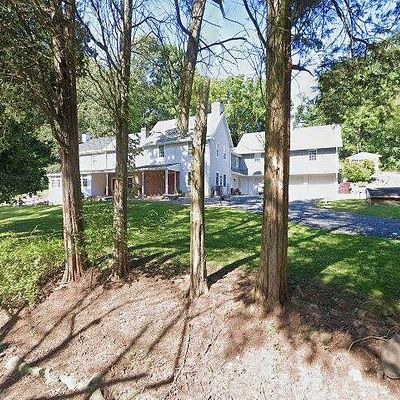 929 Cherry Hill Ln, Pottstown, PA 19465