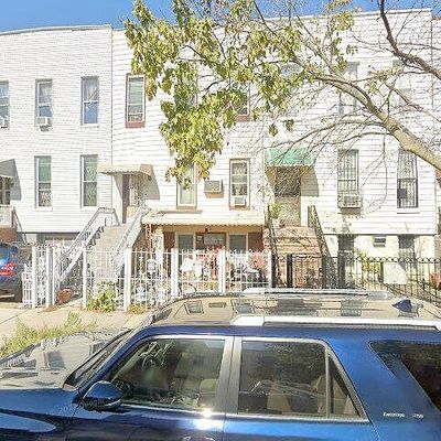 95 Harman St, Brooklyn, NY 11221