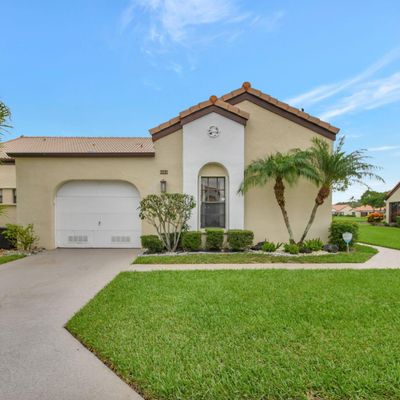 8261 Waterline Dr, Boynton Beach, FL 33472