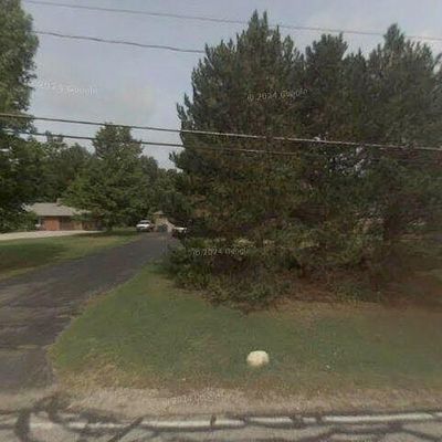 8839 Billings Rd, Willoughby, OH 44094