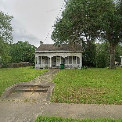 103 W Germania St, Brenham, TX 77833