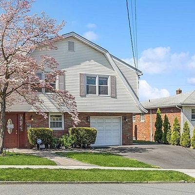 1036 Maple Ave, Ridgefield, NJ 07657