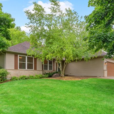 10693 Alicia Cir, Inver Grove Heights, MN 55077