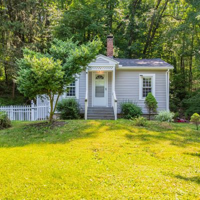 108 Knox Ave, Danielson, CT 06239