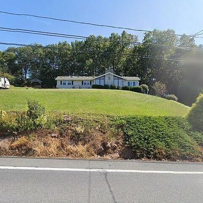 110 N Ridge Rd, Reinholds, PA 17569