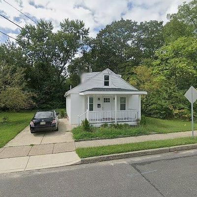 110 Thomas Ave S, Lawnside, NJ 08045