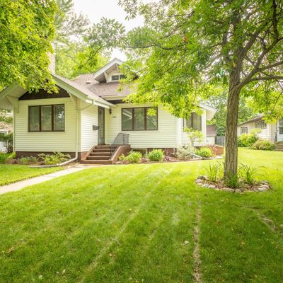 1107 Douglas St, Alexandria, MN 56308