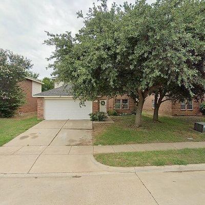 1112 Browntop St, Crowley, TX 76036